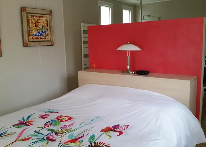 Datimbi Avec Piscine Вилла Бандоль