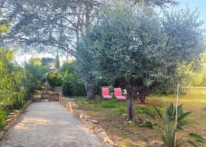 Datimbi Avec Piscine Вилла *